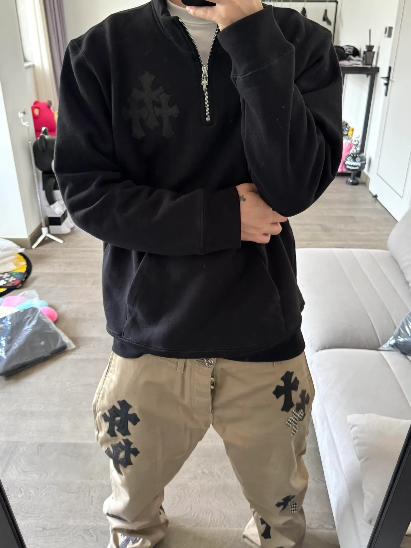 ┃ ┃